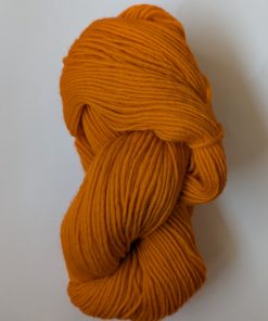Orange knitting yarn in 100% pure virgin wool