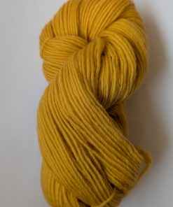 Pale gold knitting yarn in 100% pure virgin wool
